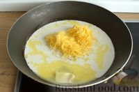 Фото приготовления рецепта: Паста в сливочно-сырном соусе - шаг №4