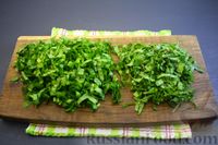 Фото приготовления рецепта: Зелёный борщ со щавелем и черемшой (без мяса) - шаг №7
