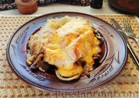 Фото к рецепту: Куриное филе, запечённое с картофелем, грибами и сыром