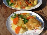 Фото приготовления рецепта: Куриные бёдра, запечённые с картошкой (в рукаве) - шаг №8
