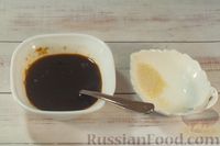 Фото приготовления рецепта: Муссовый творожно-сливочный торт с шоколадом и кофе (без выпечки) - шаг №6