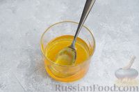 Фото приготовления рецепта: Постное медовое печенье без яиц - шаг №3