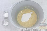 Фото приготовления рецепта: Сливочно-карамельные сдобные кексы с цукатами и изюмом - шаг №13