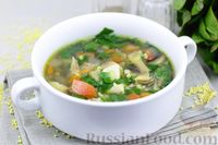 Фото приготовления рецепта: Куриный суп с пшеном, шпинатом и грибами - шаг №12