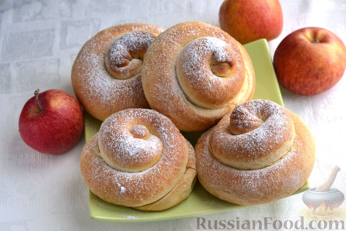 Пряные булочки с яблоком, пошаговый рецепт на ккал, фото, ингредиенты - Анна Сатурова