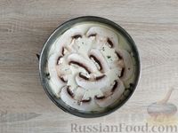 Фото приготовления рецепта: Гречка с копчёными колбасками, на сковороде - шаг №7