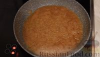Фото приготовления рецепта: Чизкейк с орехами пекан - шаг №8