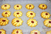 Фото приготовления рецепта: Песочное печенье "Курабье бакинское" - шаг №6