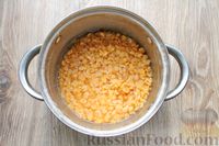 Фото приготовления рецепта: Постный гороховый суп с корнем сельдерея - шаг №2