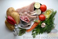 Фото приготовления рецепта: Рыбный суп с кабачками, сладким перцем и помидорами - шаг №1