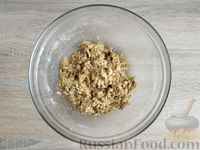 Фото приготовления рецепта: Овсяное печенье с грецкими орехами, семенами подсолнечника и маком - шаг №9