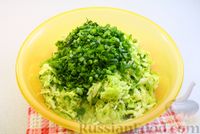 Фото приготовления рецепта: Котлеты из капусты и кабачков, с картофелем и сыром - шаг №9