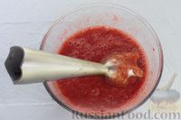 Фото приготовления рецепта: Клубничный зефир на агар-агаре - шаг №3