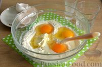 Фото приготовления рецепта: Маффины с масляным лимонным кремом - шаг №4