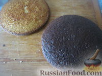Фото приготовления рецепта: Тыквенно-апельсиновые кексы "Привидения" - шаг №15