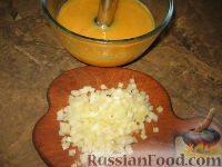 Фото приготовления рецепта: Томатный суп с фрикадельками - шаг №4