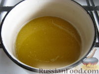 Фото приготовления рецепта: Трубочки вафельные со сгущенкой - шаг №2
