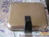 Фото приготовления рецепта: Трубочки вафельные со сгущенкой - шаг №9
