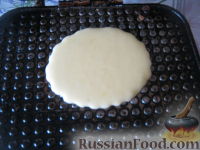 Фото приготовления рецепта: Трубочки вафельные со сгущенкой - шаг №8