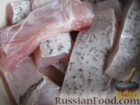 Фото приготовления рецепта: Речная рыба жареная - шаг №2