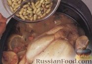 Фото приготовления рецепта: Курица, тушенная с фасолью в духовке - шаг №3