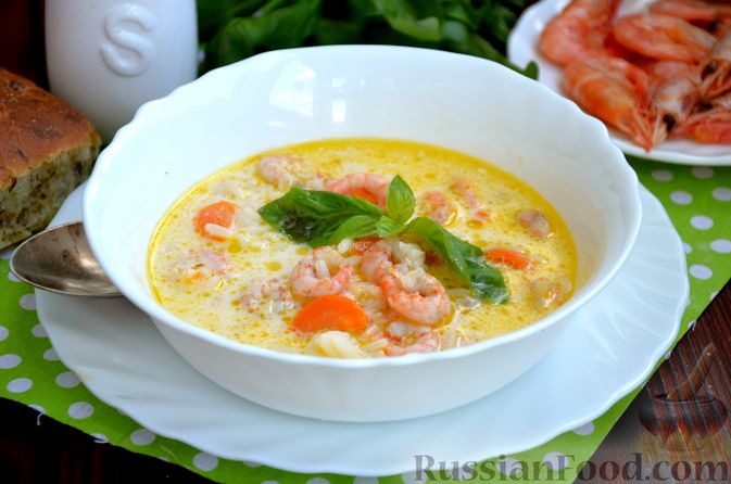 Простой сырный суп из креветок и листьев шпината - видео рецепт