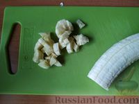 Фото приготовления рецепта: Творожный рулет из лаваша с бананами и изюмом - шаг №3