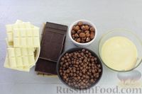 Фото приготовления рецепта: Чёрно-белый шоколадный десерт со сгущёнкой, сухими завтраками и фундуком - шаг №1