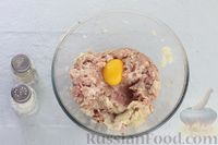 Фото приготовления рецепта: Суп с мясными фрикадельками и вермишелью - шаг №3