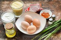 Фото приготовления рецепта: Рисовая запеканка с беконом, яйцами и зелёным луком - шаг №1