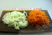 Фото приготовления рецепта: Рагу с кабачками, картошкой, молодой капустой и фаршем - шаг №2