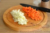 Фото приготовления рецепта: Сырный суп с креветками и рисом - шаг №3