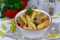 Фото к рецепту: Макароны со свиными рёбрышками и овощами (на сковороде)