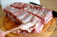 Фото приготовления рецепта: Запечённые свиные рёбрышки в соево-винной глазури - шаг №2
