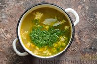 Фото приготовления рецепта: Куриный суп с домашней лапшой - шаг №20