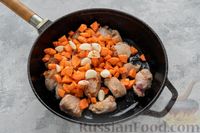 Фото приготовления рецепта: Рагу из кабачков со свининой - шаг №5