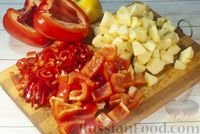 Фото приготовления рецепта: Остро-сладкий соус из перцев и яблок (на зиму) - шаг №3