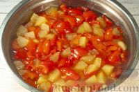 Фото приготовления рецепта: Остро-сладкий соус из перцев и яблок (на зиму) - шаг №6