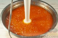 Фото приготовления рецепта: Остро-сладкий соус из перцев и яблок (на зиму) - шаг №7