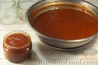 Фото приготовления рецепта: Остро-сладкий соус из перцев и яблок (на зиму) - шаг №10