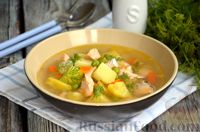 Фото приготовления рецепта: Суп из сёмги с зелёным горошком и картофелем - шаг №14
