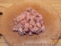 Фото приготовления рецепта: Куриное филе, тушенное со сладким перцем в сливочном соусе - шаг №2