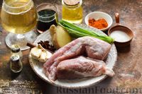 Фото приготовления рецепта: Свинина, тушенная с чесноком, имбирем, вином и соевым соусом - шаг №1