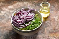 Фото приготовления рецепта: Салат с морской капустой, рисом и зелёным горошком - шаг №9