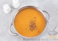 Фото приготовления рецепта: Крем-суп из чечевицы, с сухариками - шаг №8