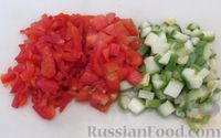 Фото приготовления рецепта: Гречка с фаршем, кабачками, помидорами и сладким перцем (на сковороде) - шаг №5