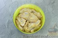 Фото приготовления рецепта: Куриные крылышки в горчично-майонезном маринаде с аджикой (в духовке) - шаг №6