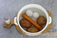 Фото приготовления рецепта: Окрошка с курицей и морковью, на курином бульоне и кефире - шаг №3