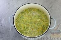 Фото приготовления рецепта: Куриный суп с вермишелью и яйцами - шаг №13