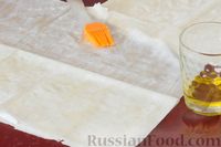 Фото приготовления рецепта: Пирожки из теста фило с картошкой и шпинатом - шаг №7